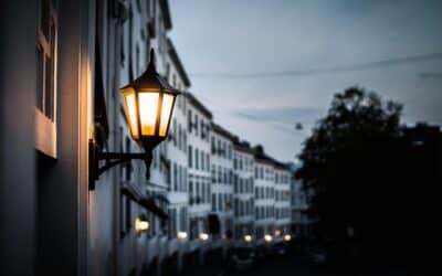 Udendørs Væglamper: Skab Hygge og Sikkerhed med det Perfekte Lys Udenfor Dit Hjem